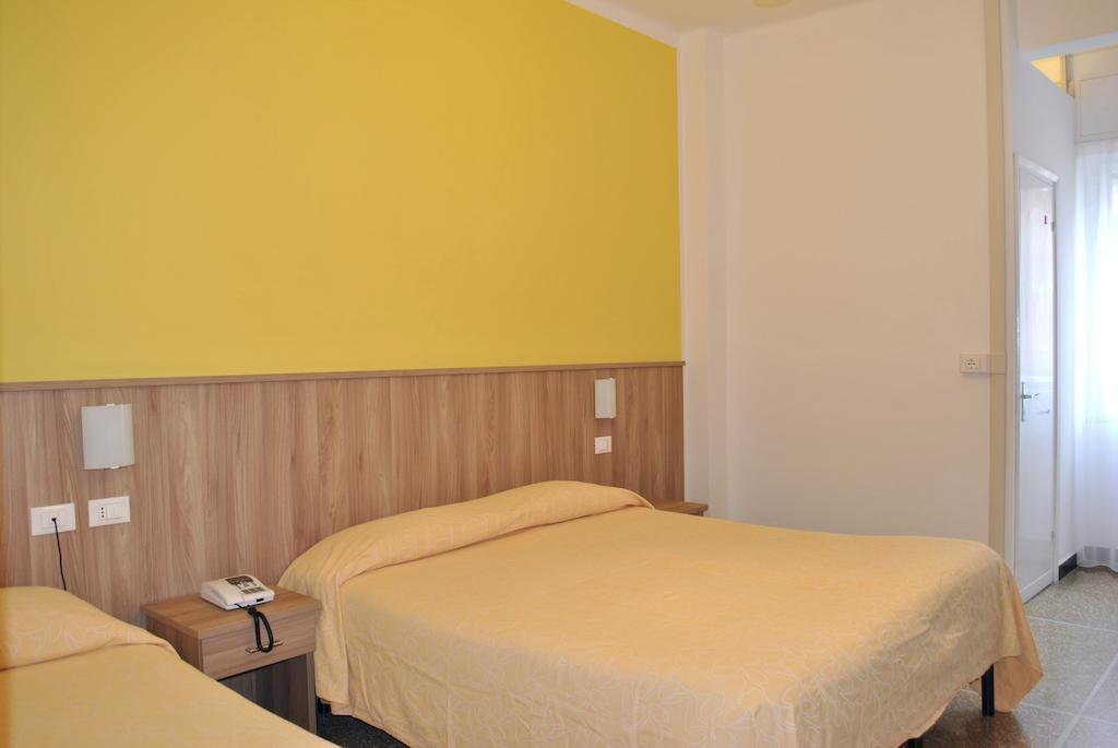 Hotel Bristol Laigueglia Cameră foto