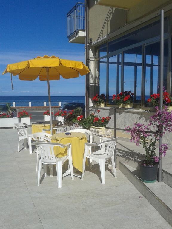 Hotel Bristol Laigueglia Exterior foto
